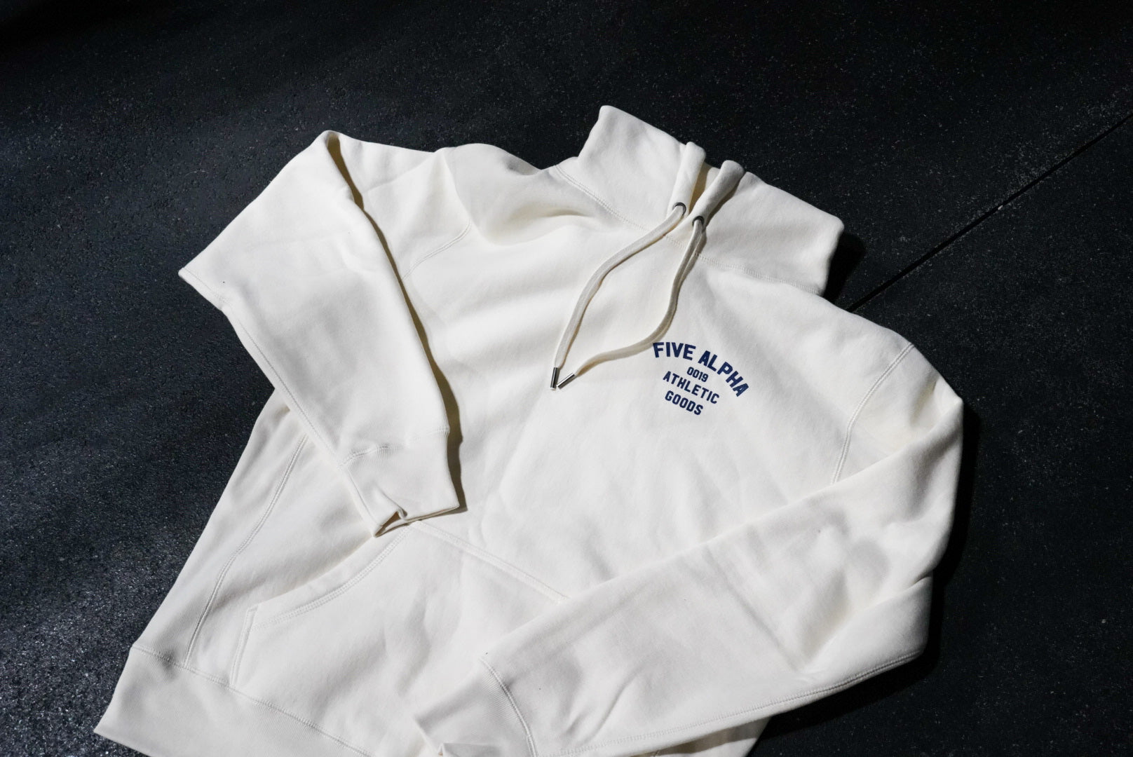 OLD SKOOL ALPHA HEAVYWEIGHT HOODIE