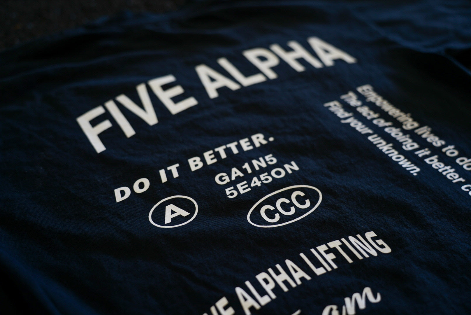 THE SIGNATURE TEE