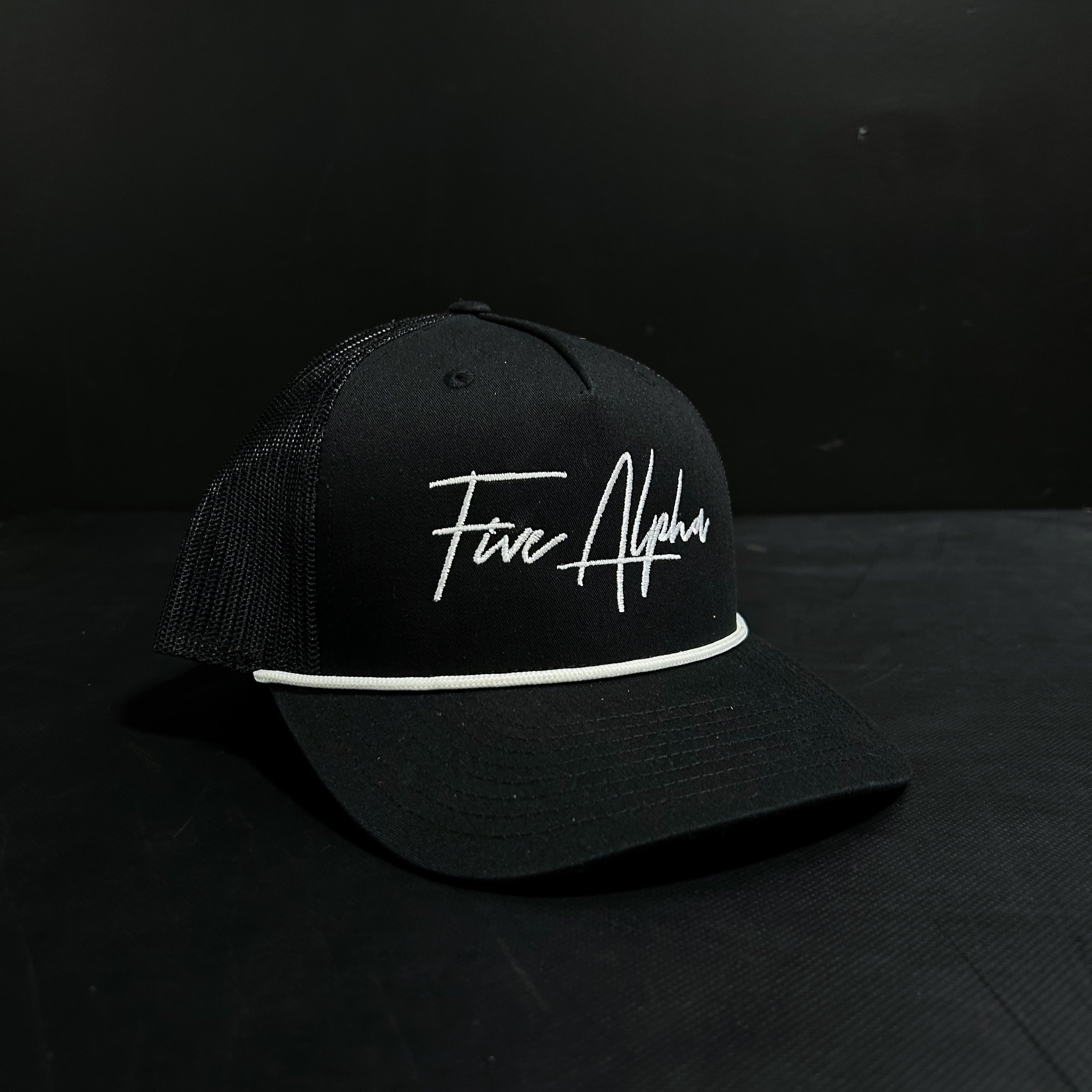 THE SIGNATURE TRUCKER CAP