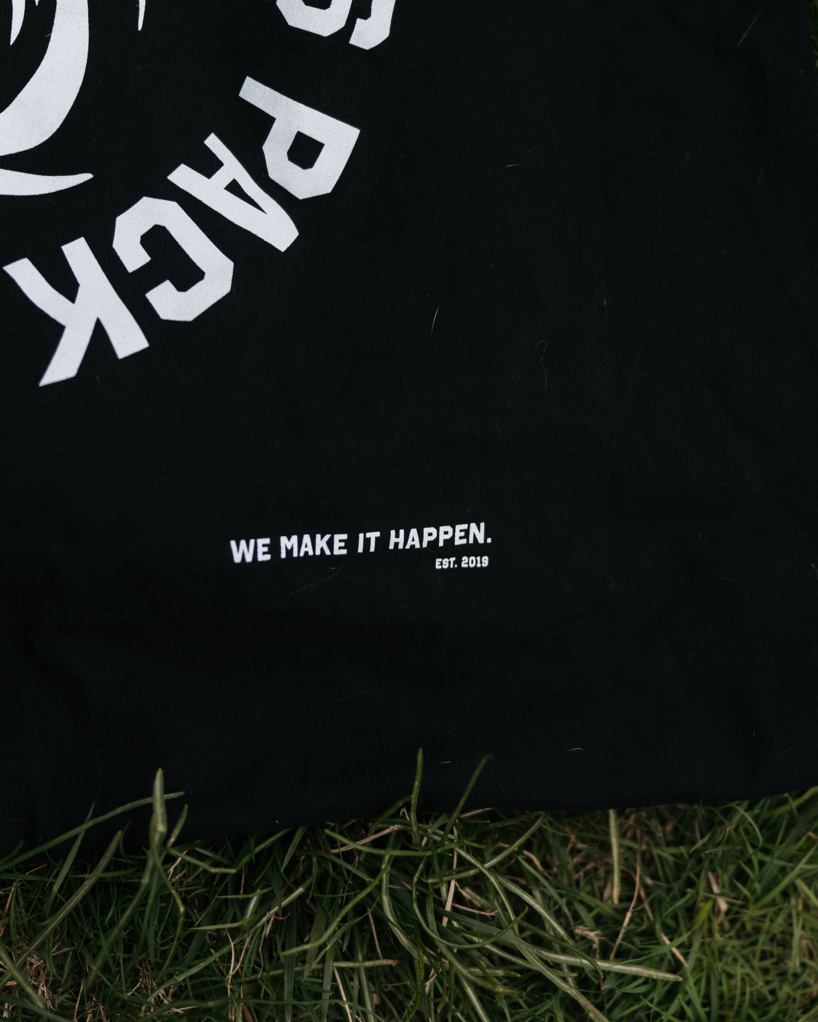 MONTEY'S PACK COMMUNITY SHIRT (Fundraiser)
