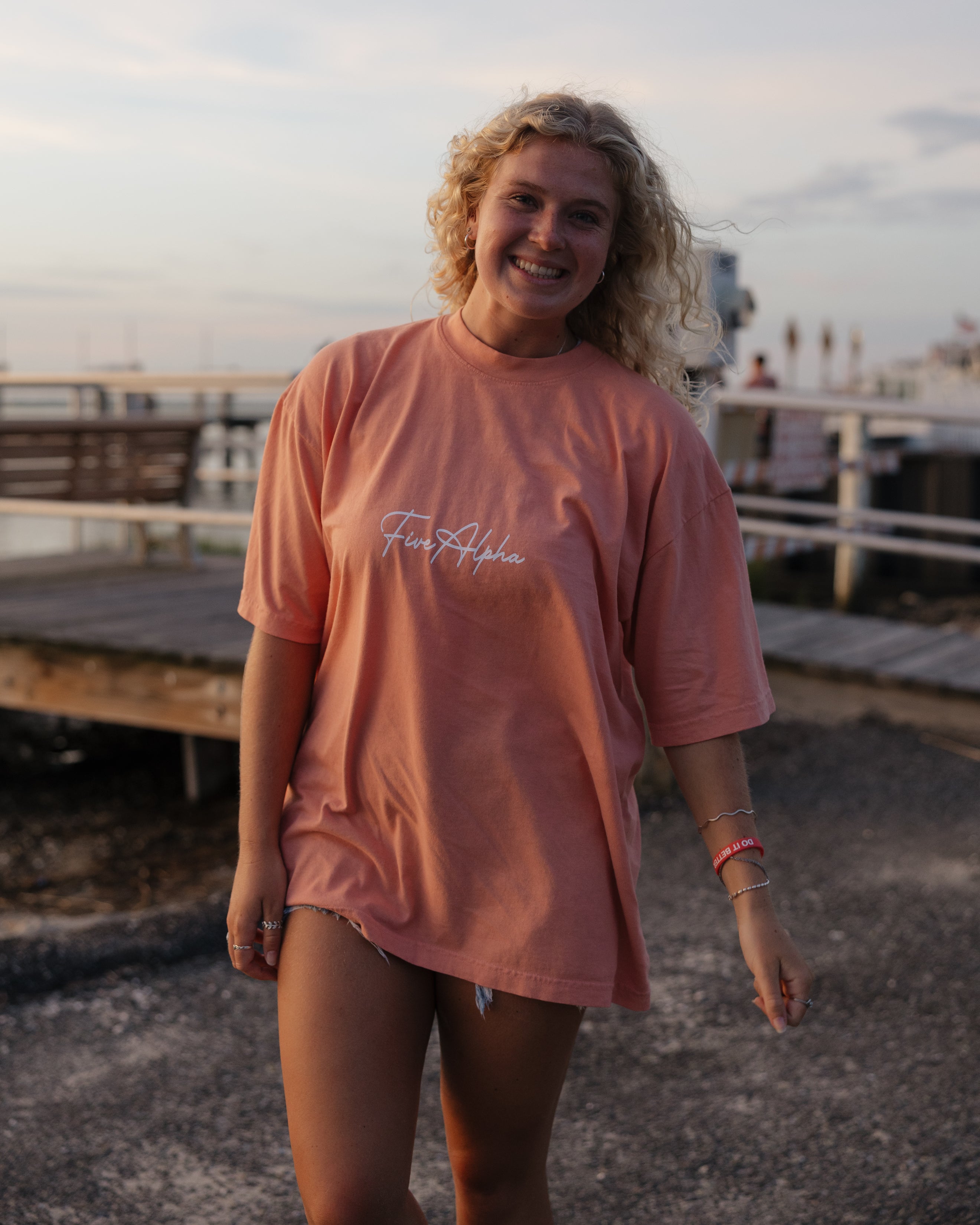 THE BRIGHT SIDE TEE